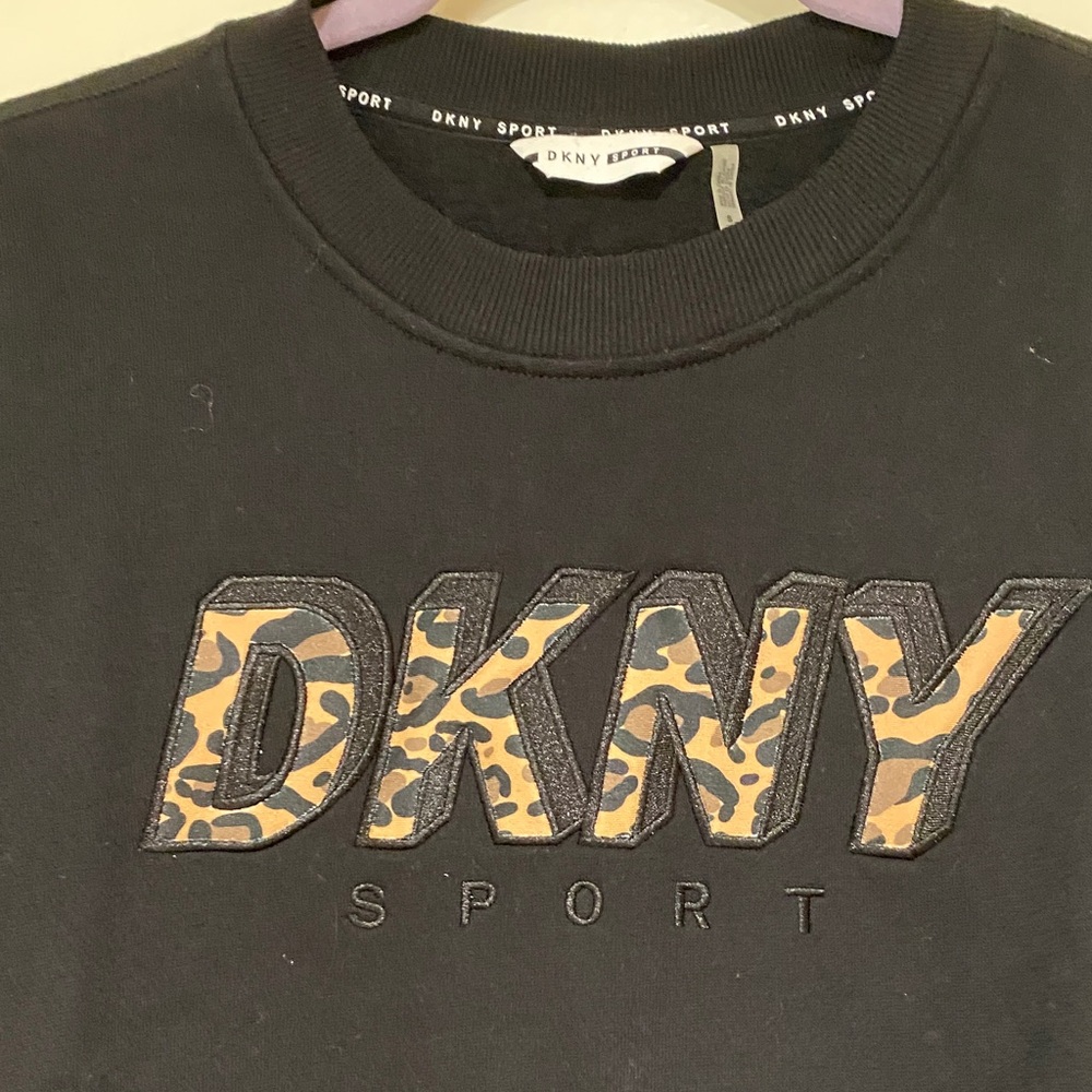 Sweatshirt - Picture 2 of 5